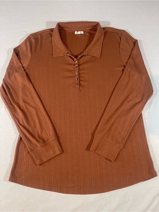 Maurices Tops - Maurices Rust Long-Sleeve Ribbed Collared Shirt with Snaps Women’s Large